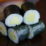 Avocado maki 2.jpg