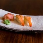 Krevetten ebi nigiri 2.jpg
