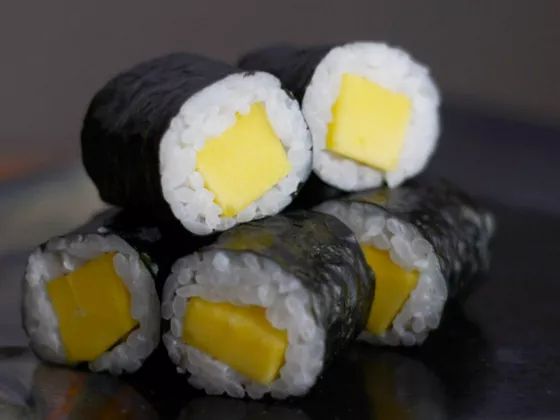 Mango Maki 2.jpg